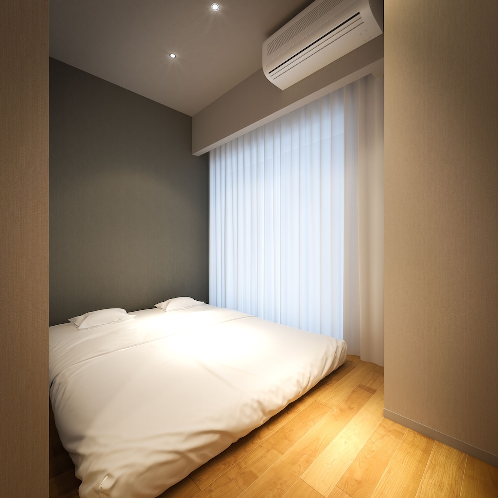 ベーシック ダブルルーム ダブルベッド 1 台 禁煙 専用バスルーム 客室2 | グリッズ東京 上野駅前 ホテル & ホステル