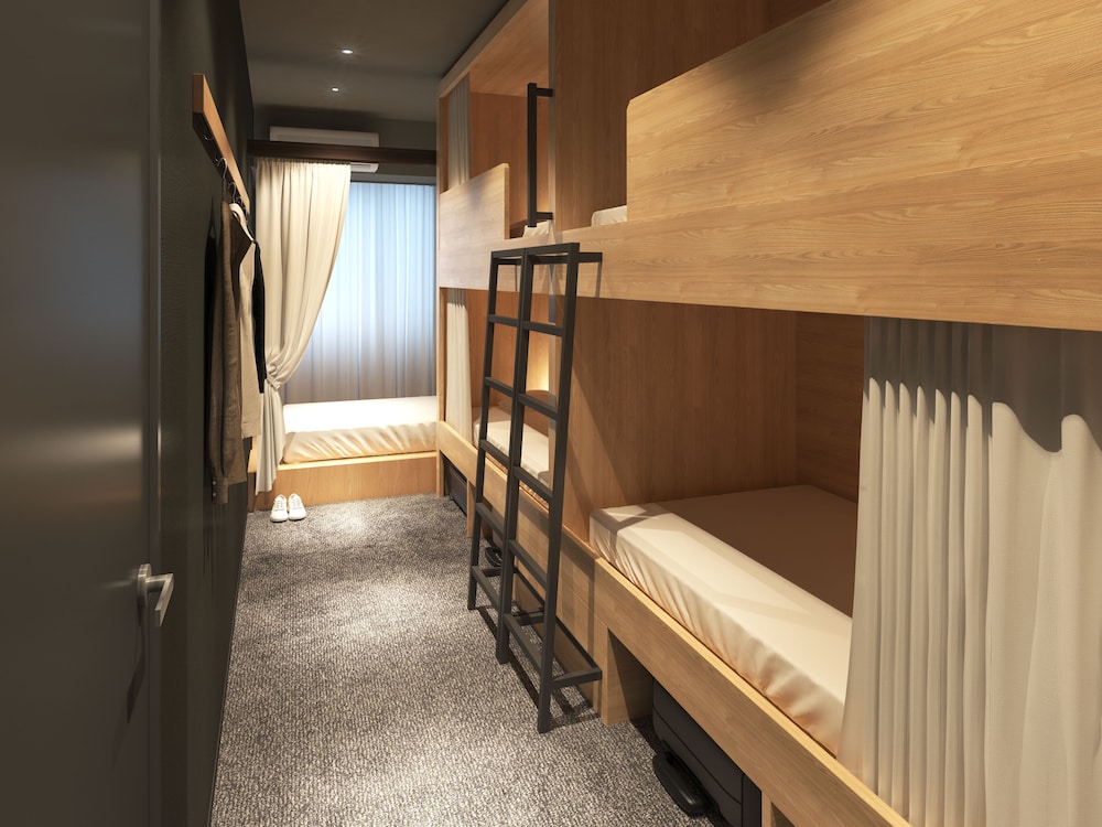 ファミリー ルーム 禁煙 共用バスルーム 5人用 客室1 | グリッズ東京 上野駅前 ホテル & ホステル