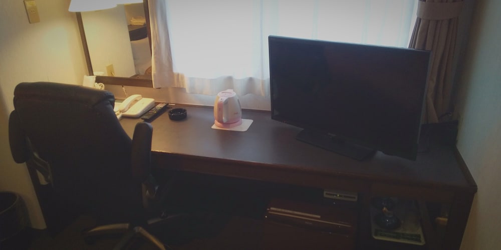 スタンダード ダブルルーム 喫煙可 テレビ0 | 延岡アーバンホテル