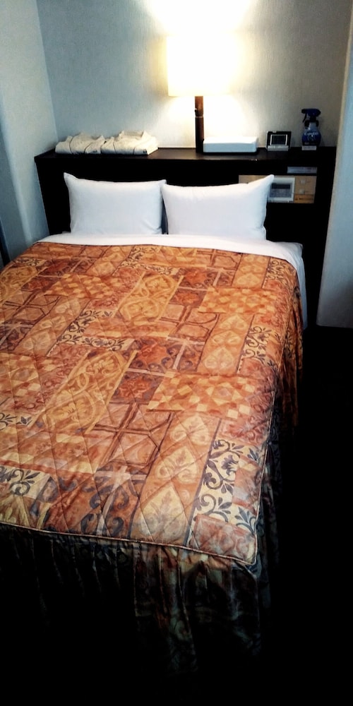 スタンダード ダブルルーム 喫煙可 客室1 | 延岡アーバンホテル