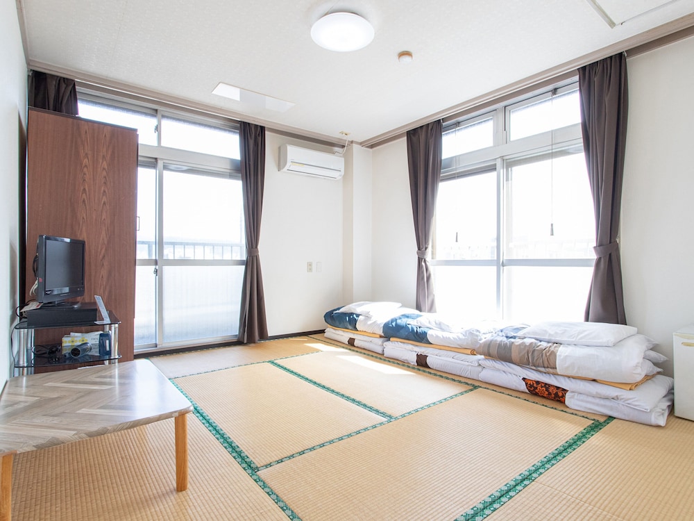 和室3名用 禁煙 | HOTEL 鶴 川内