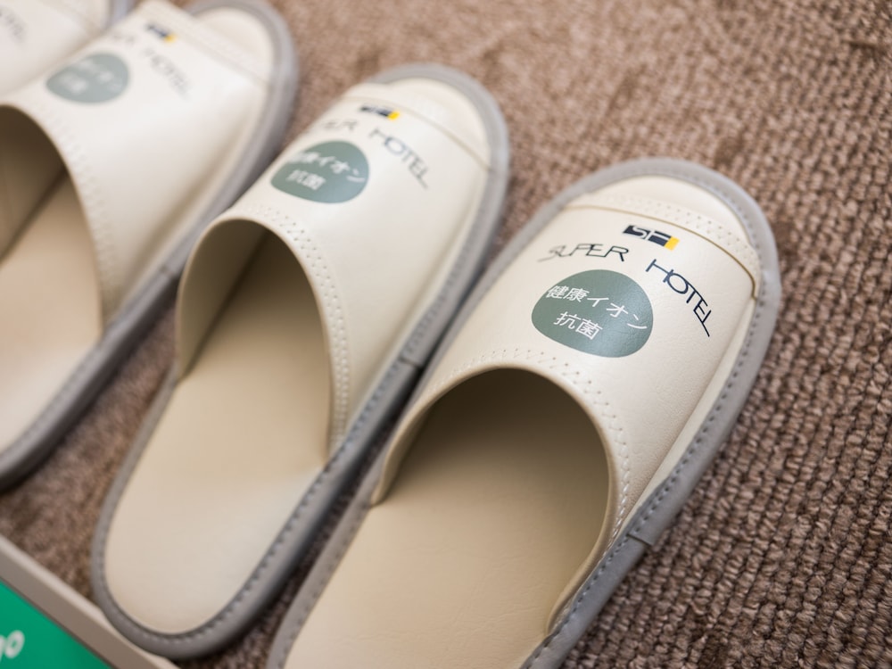 ãéšå±ã¿ã€ããä»»ã 客宀ã®èšåãšãµãŒãã¹3 | ã¹ãŒããŒããã«æ±äº¬ã»æ¥æ¬æ©äžè¶å