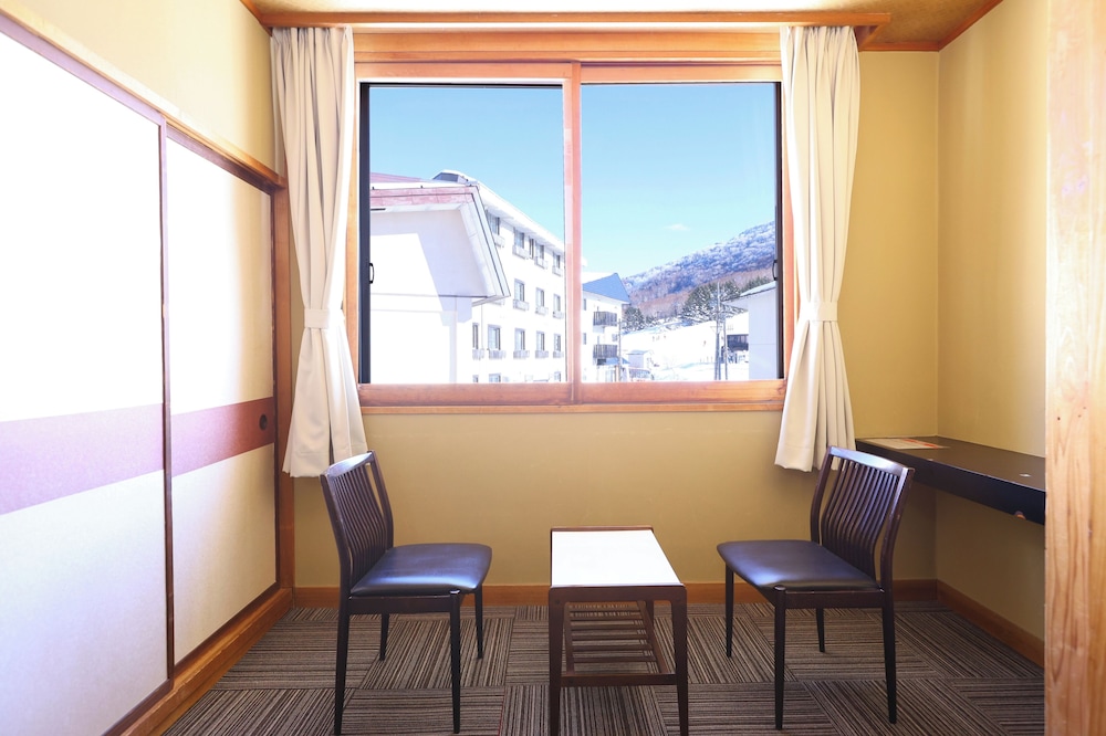 ファミリー向け 和室 トイレ付 客室1 | ホテルタキモト