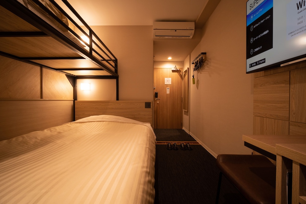 スーパールーム 禁煙 客室2 | スーパーホテル新居浜