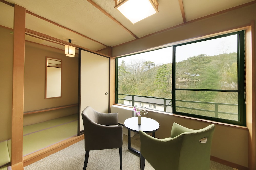 Japanese-style room, non-smoking バルコニーからの眺望0 | 鳴子風雅