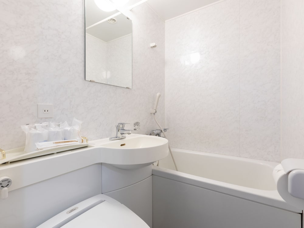 トリプルルーム 禁煙 バスルーム0 | Tabist ホテルニューワシントン 渋谷