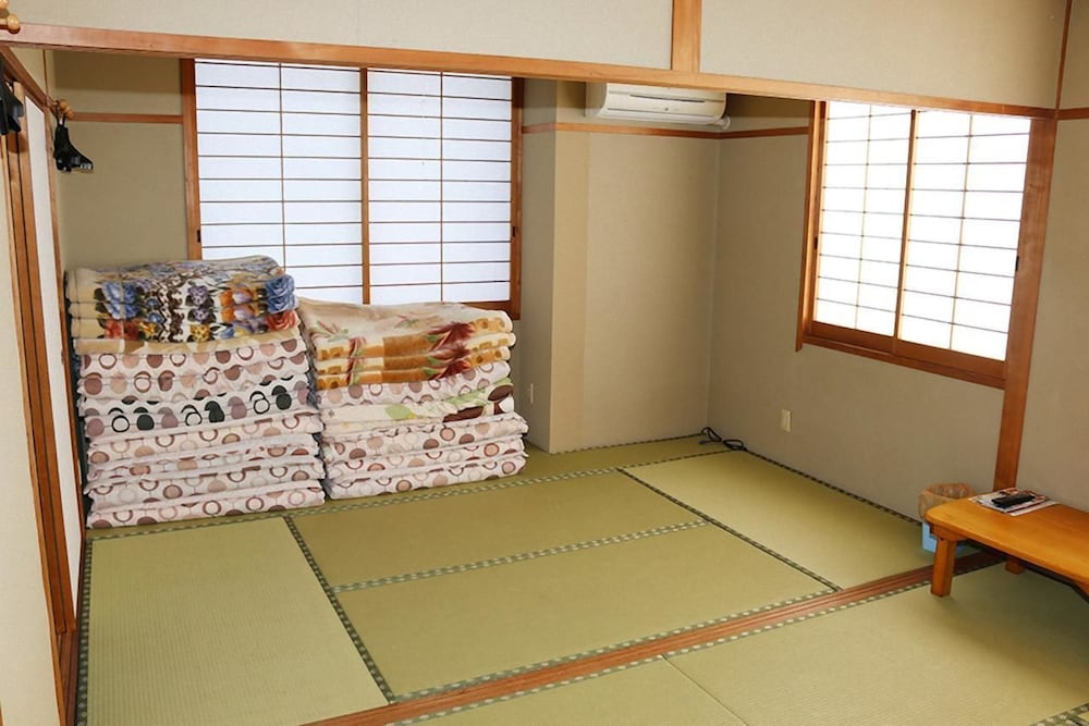 客室1 | ウィークリーホテル小倉