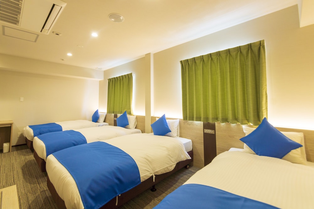 4人部屋 | ホテルランタナ 那覇国際通り