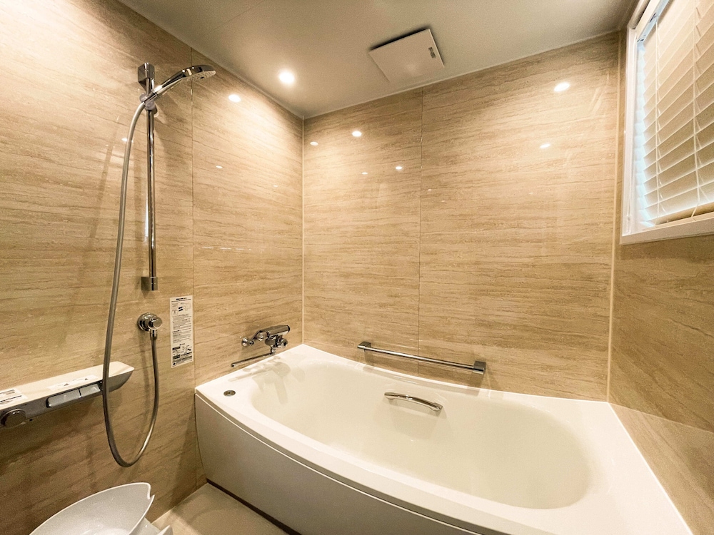 デラックス ツインルーム 2 ベッドルーム 禁煙 バスルーム0 | ホテルキャッスルイン鈴鹿