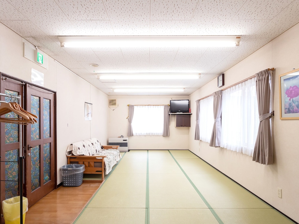 和室 (広さ指定不可) 客室1 | ペンション雪輪