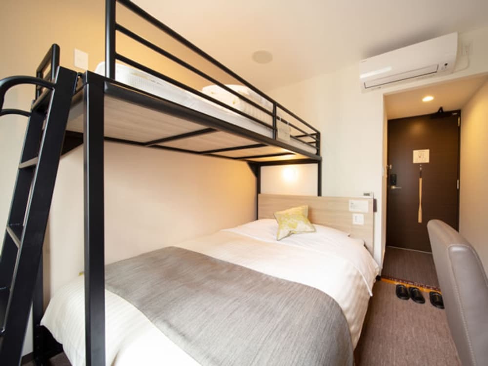 スーパールーム 禁煙 客室2 | スーパーホテル 東京 浜松町