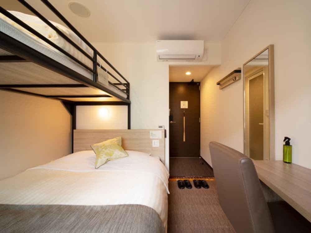 スーパールーム 禁煙 客室3 | スーパーホテル 東京 浜松町