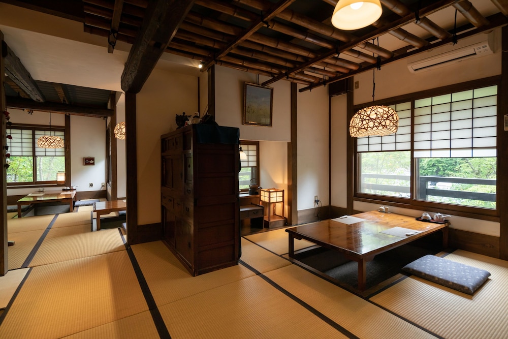 レストラン1 | ふじ屋