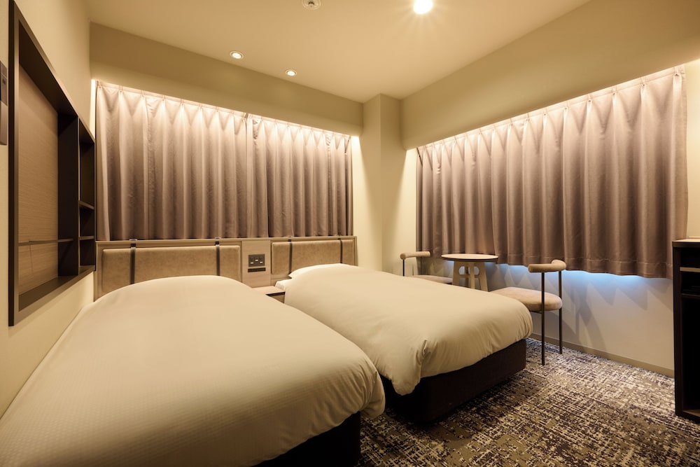 コーナーツイン 禁煙 客室3 | JR 西日本グループ ヴィアイン新宿