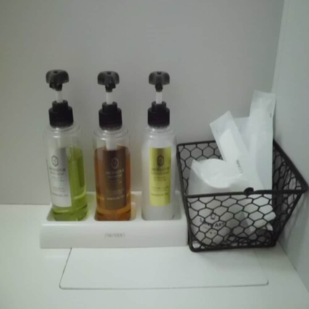 ツインルーム 喫煙可 バスルームの設備0 | ホテル シンセリティ 可児