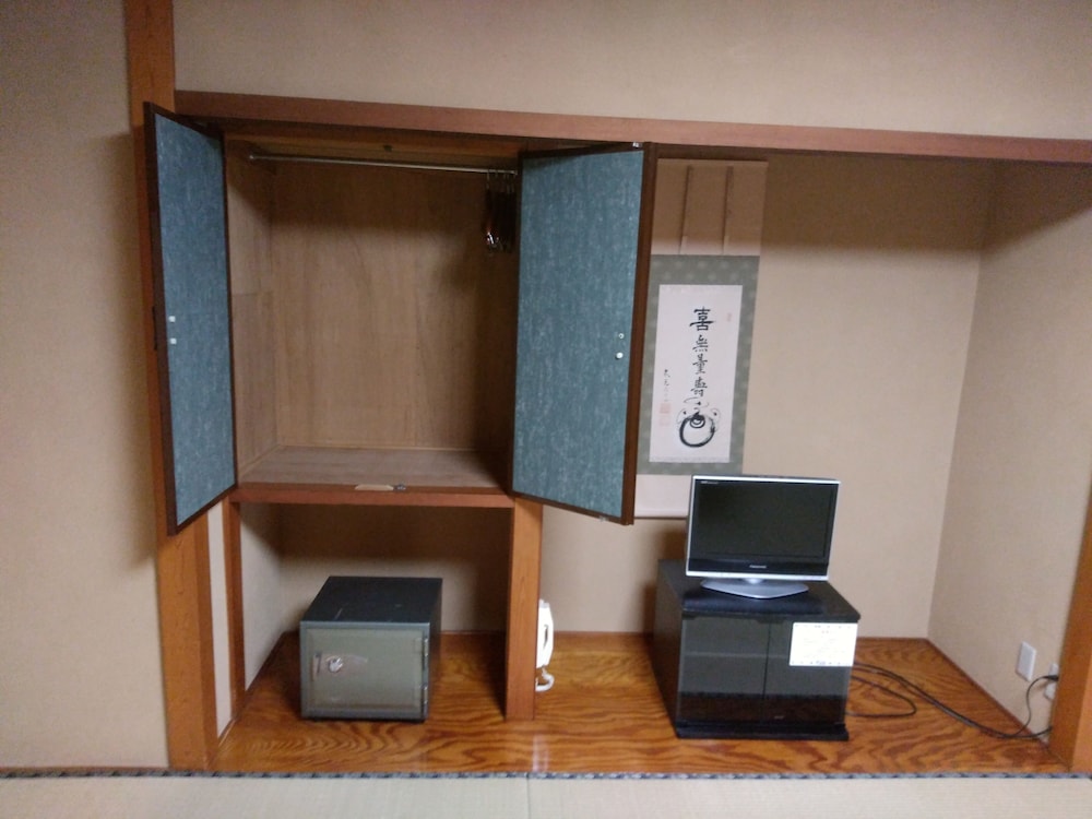 和室12畳 客室の設備とサービス1 | 浜辺の湯 下田荘