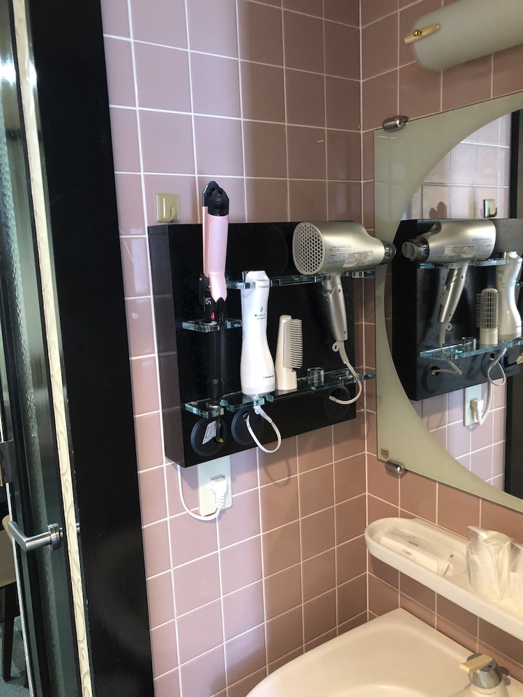 デラックス ツインルーム 喫煙可 客室の設備とサービス0 | 西川口ステーションホテル ステイラウンジ