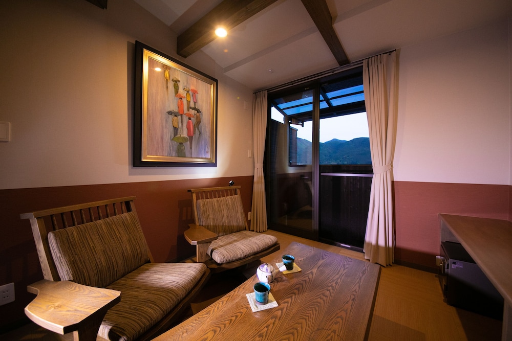 半露天風呂付　離れ和洋室【禁煙】 客室1 | 由布院 ZEN - 大人限定