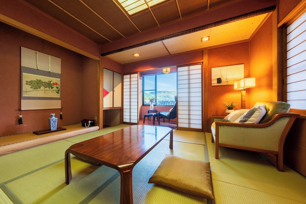 コンフォート ルーム マウンテンビュー 客室5 | 旅館 はちすの糸