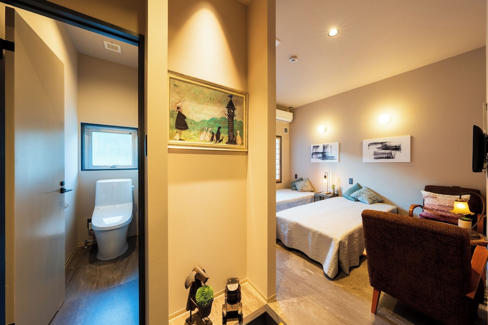 ベーシック ツインルーム マウンテンビュー 客室3 | 旅館 はちすの糸