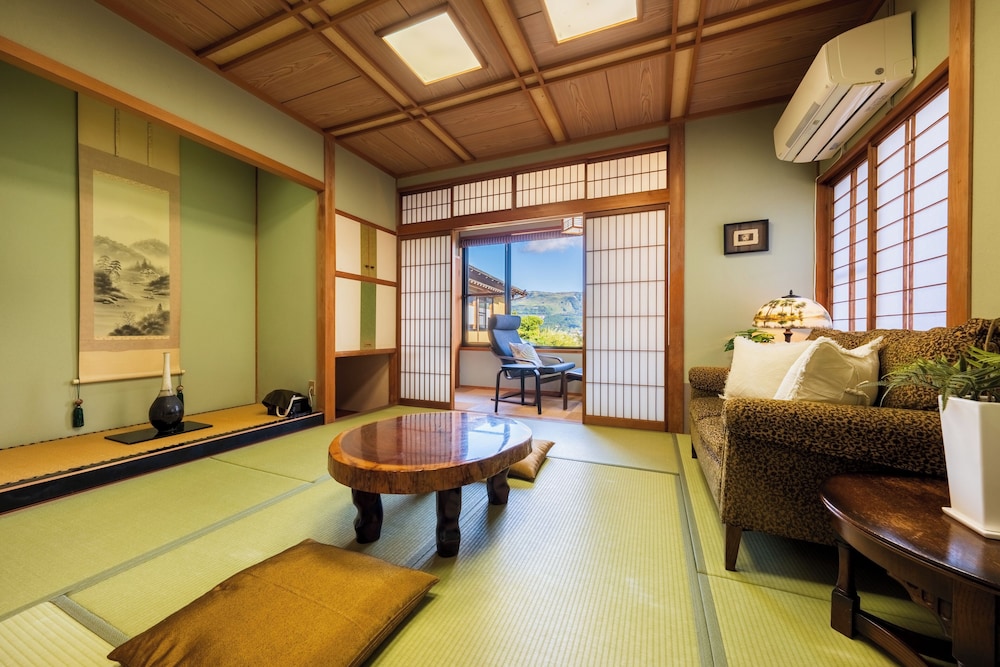 コンフォート ルーム マウンテンビュー 客室9 | 旅館 はちすの糸