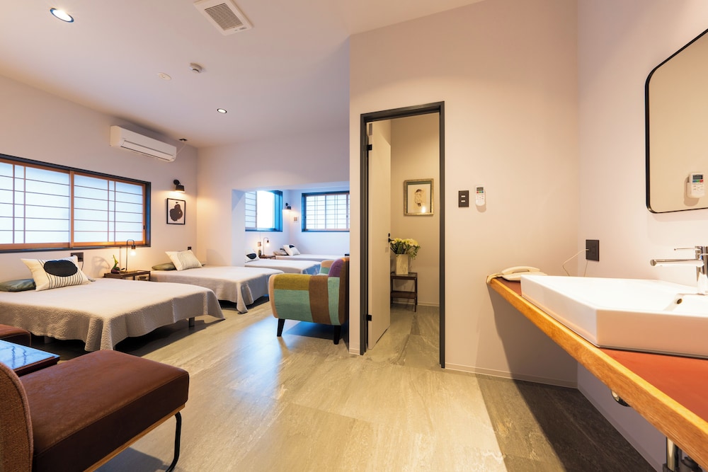 コンフォート 4 人部屋 マウンテンビュー 客室4 | 旅館 はちすの糸