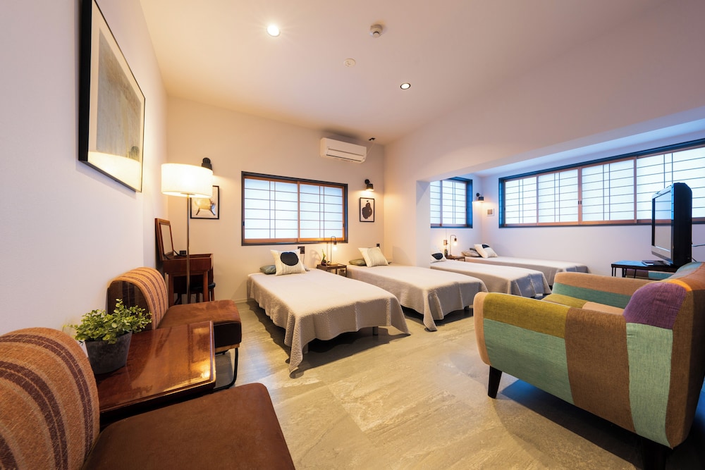 コンフォート 4 人部屋 マウンテンビュー 客室3 | 旅館 はちすの糸