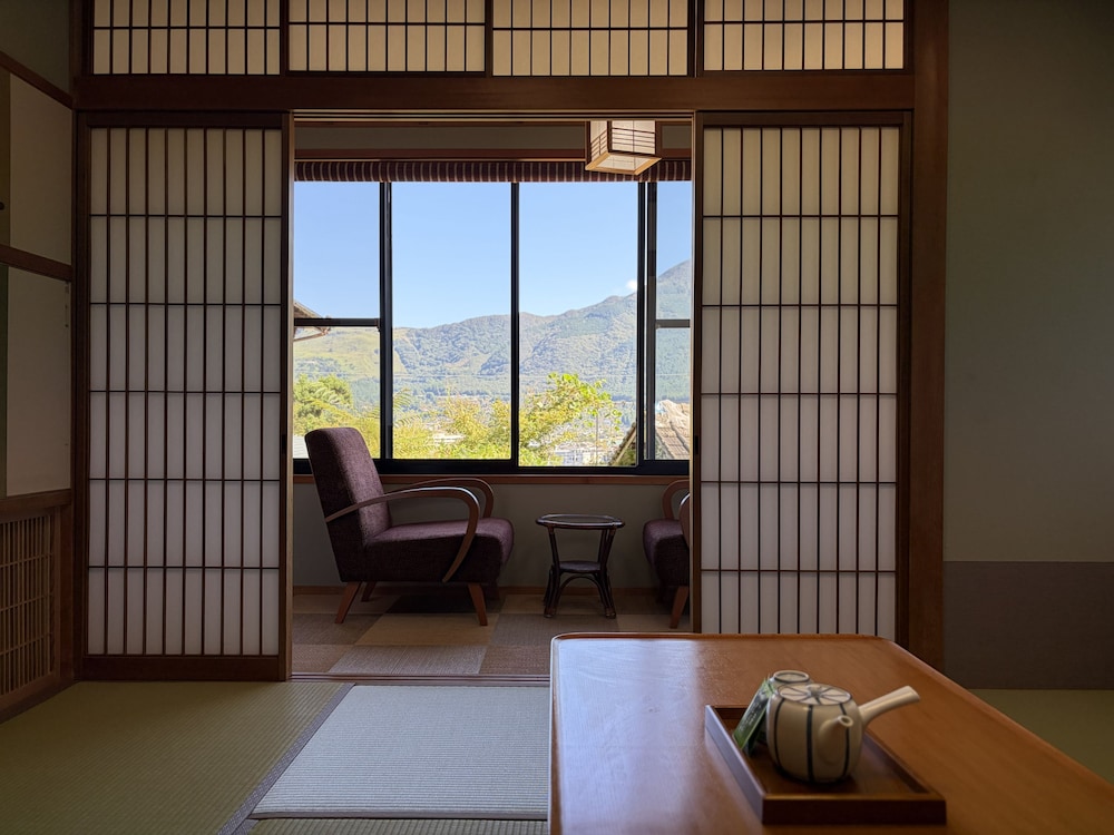 ルーム 禁煙 | 旅館 はちすの糸