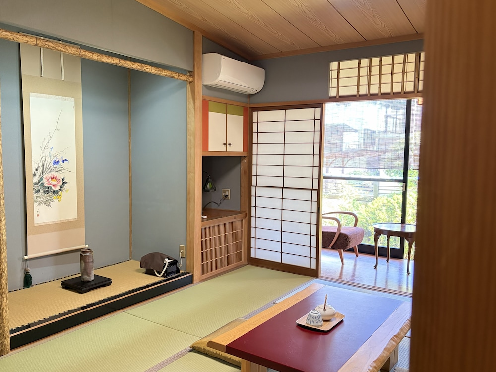 ルーム 禁煙 | 旅館 はちすの糸