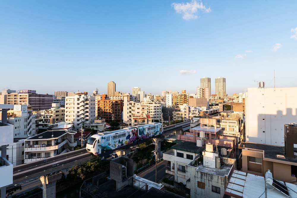 施設の正面1 | Hotel Viviana