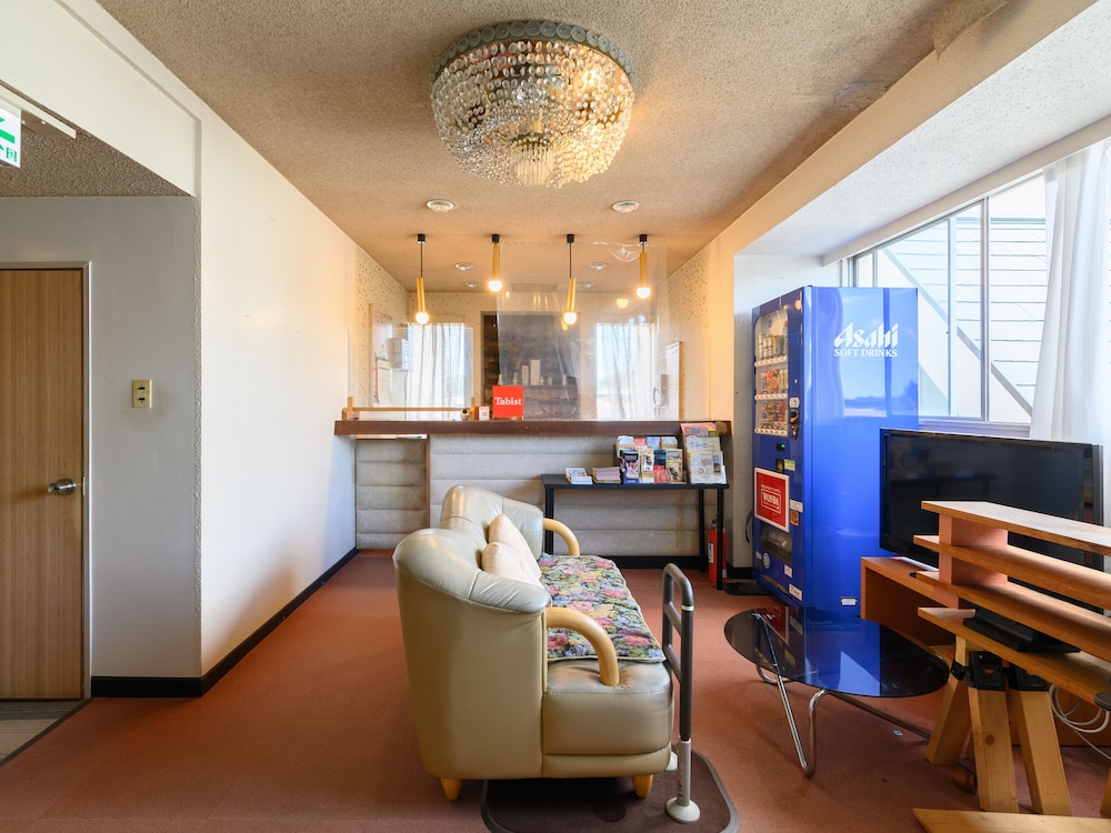 フロント1 | Tabist 中日ビジネスホテル 伊勢志摩