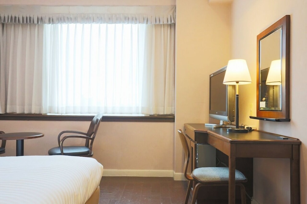 ラージクイーンルーム 喫煙可 客室3 | ホテルキャッスルイン津