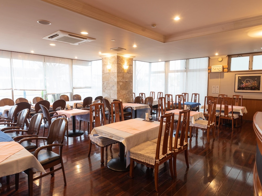 レストラン1 | ホテルキャッスルイン津