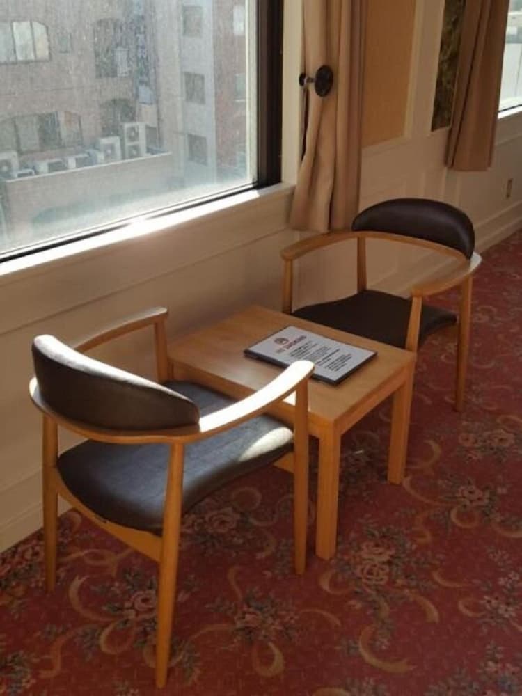 ダブルルーム 禁煙 客室の設備とサービス1 | ロイヤルホテル 新大久保