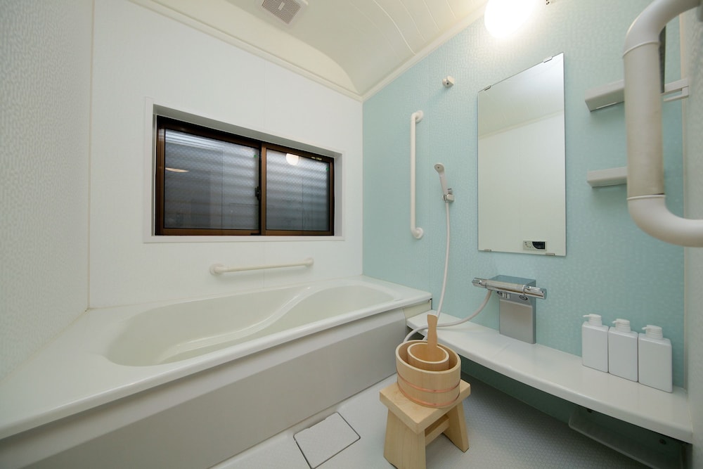 一棟貸し バスルームのシャワー0 | 浅草茶華