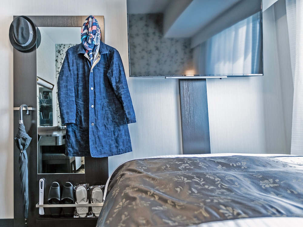 ダブルルーム 禁煙室 客室の設備とサービス11 | アパホテル & リゾート〈両国駅タワー〉