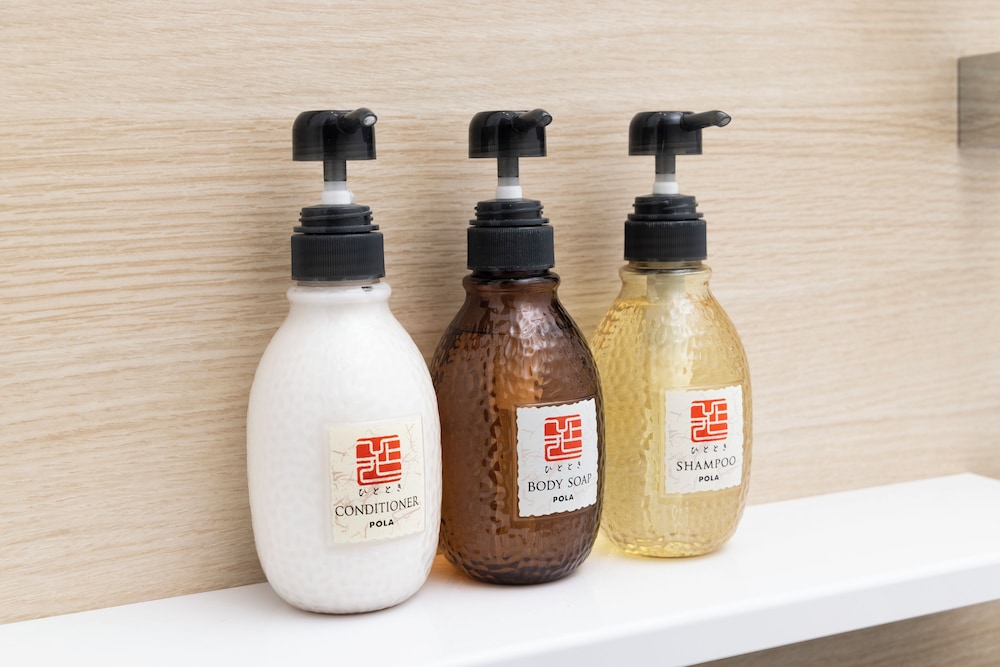 エコノミー ダブルルーム 喫煙可 バスルーム1 | ホテルセレッソ