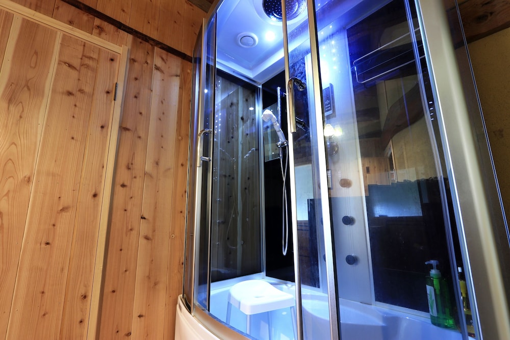 離れ トイレ・シャワールーム付 客室の設備とサービス0 | 阿吽山房