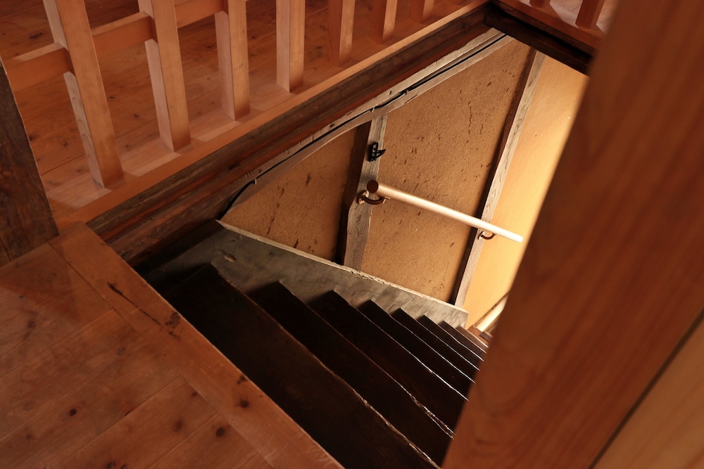 離れ トイレ・シャワールーム付 客室9 | 阿吽山房