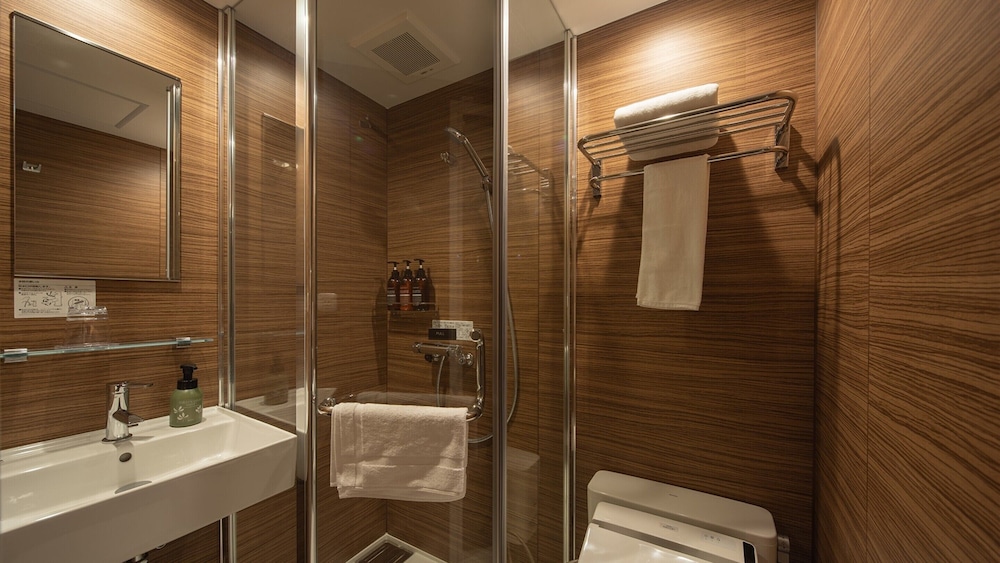 ミニマル・ツインルーム バスルーム1 | ホテルエイチツー長崎