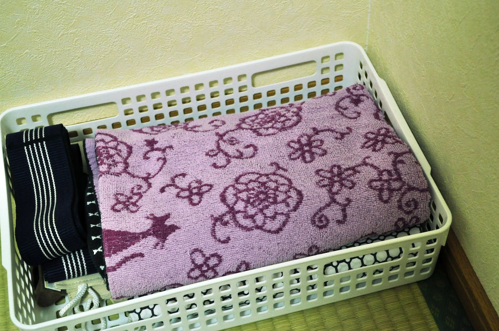 [一棟貸し]二段ベッド部屋2室+和室1室 / シャワーのみ (禁煙) 客室9 | ゲストハウス HiDE