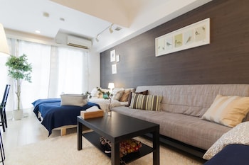 nid NAMBA at Residence East