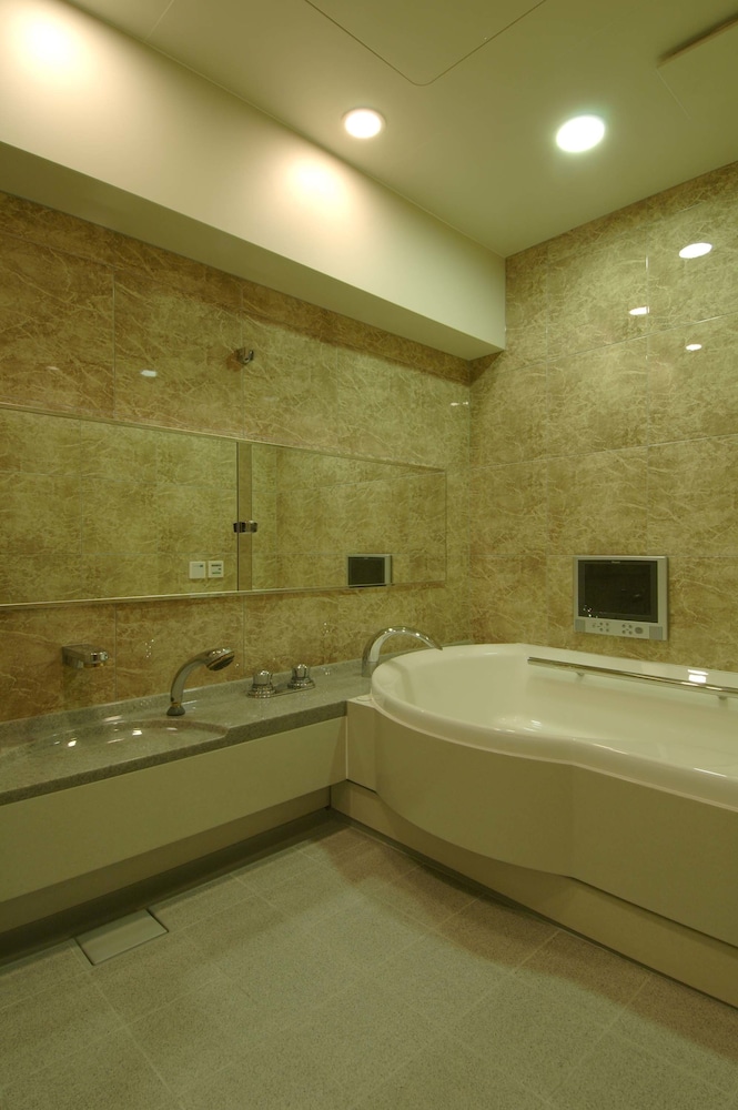 スタンダード ダブルルーム バスルーム0 | ホテル アロマ