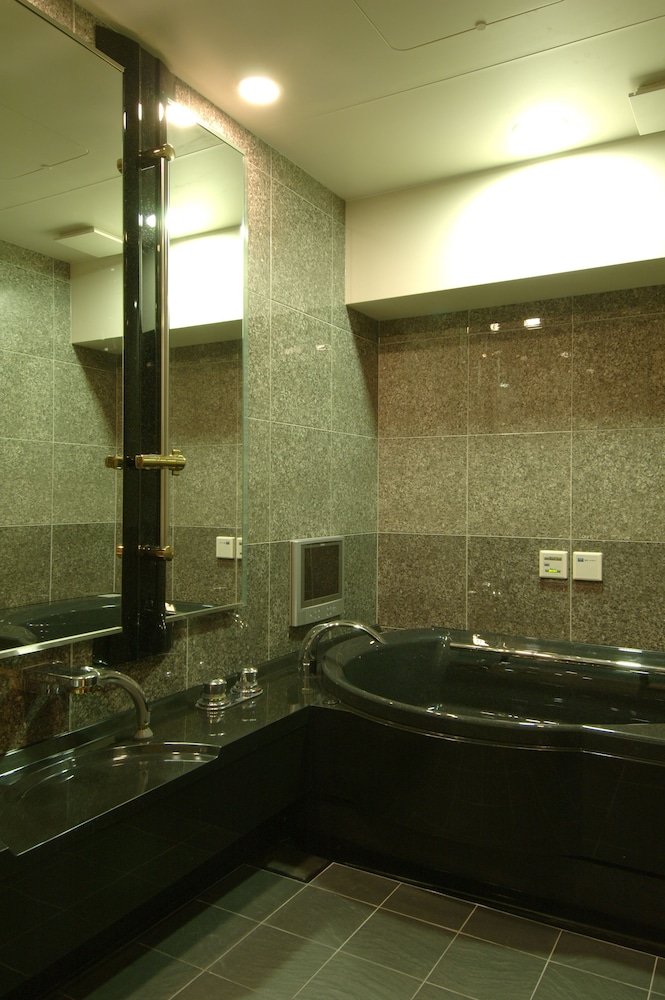 スタンダード ダブルルーム バスルーム2 | ホテル アロマ