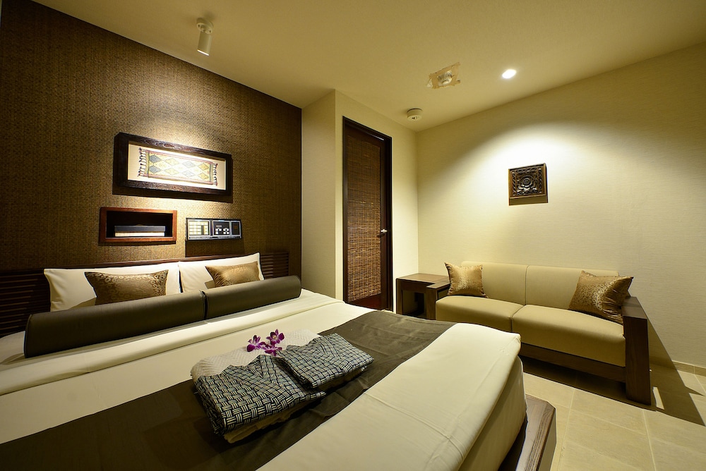 スタンダード ダブルルーム 客室4 | ホテル アロマ