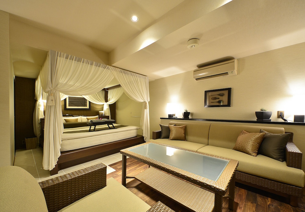 スイートルーム 客室3 | ホテル アロマ