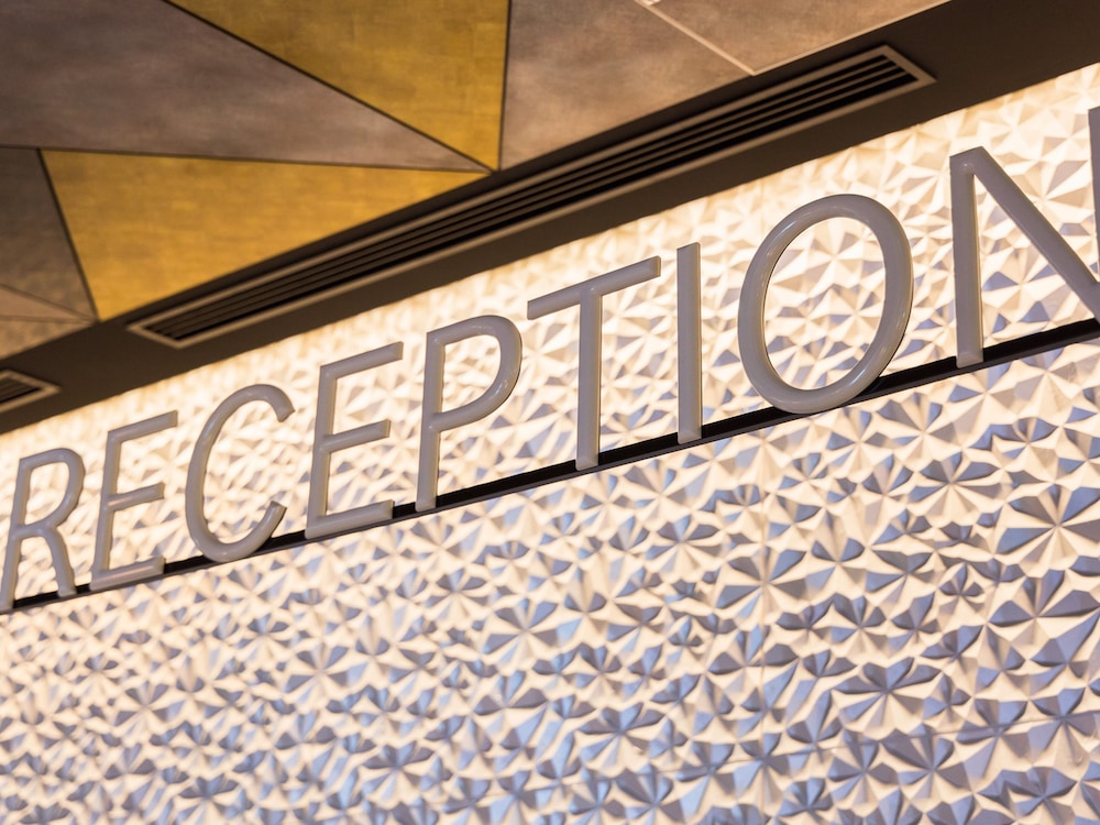 フロント1 | JR東日本ホテルメッツ プレミア 秋葉原