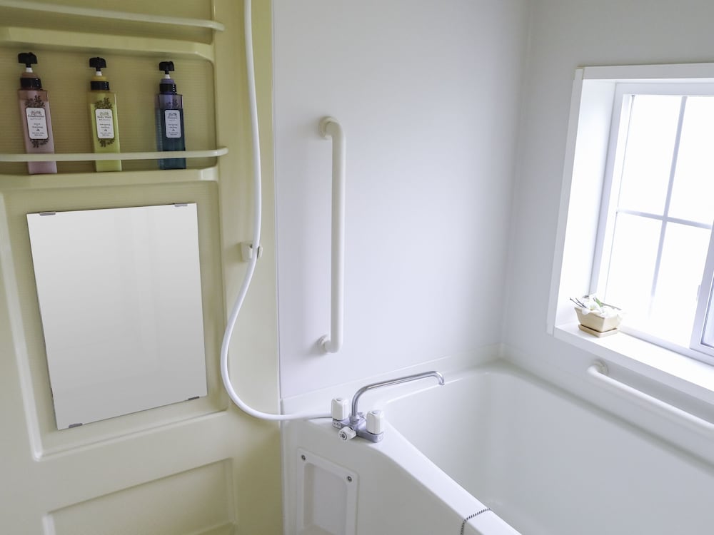 スタンダード コテージ 1 ベッドルーム 禁煙 バスルーム0 | コテージ スターハウス今帰仁