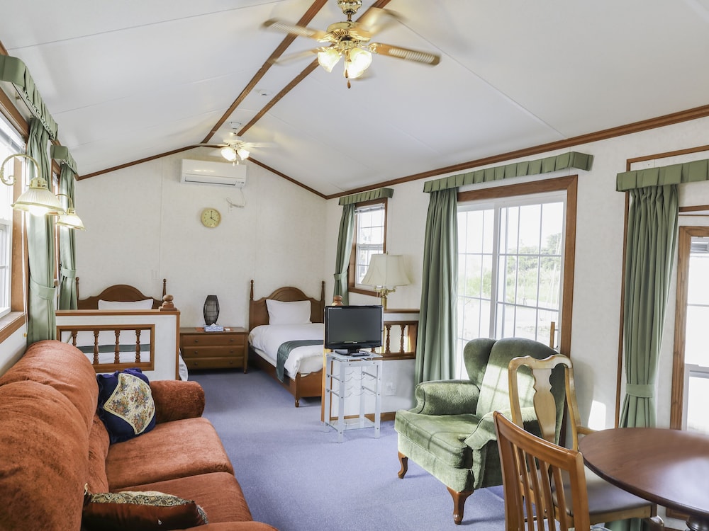 スタンダード コテージ 1 ベッドルーム 禁煙 リビング エリア1 | コテージ スターハウス今帰仁