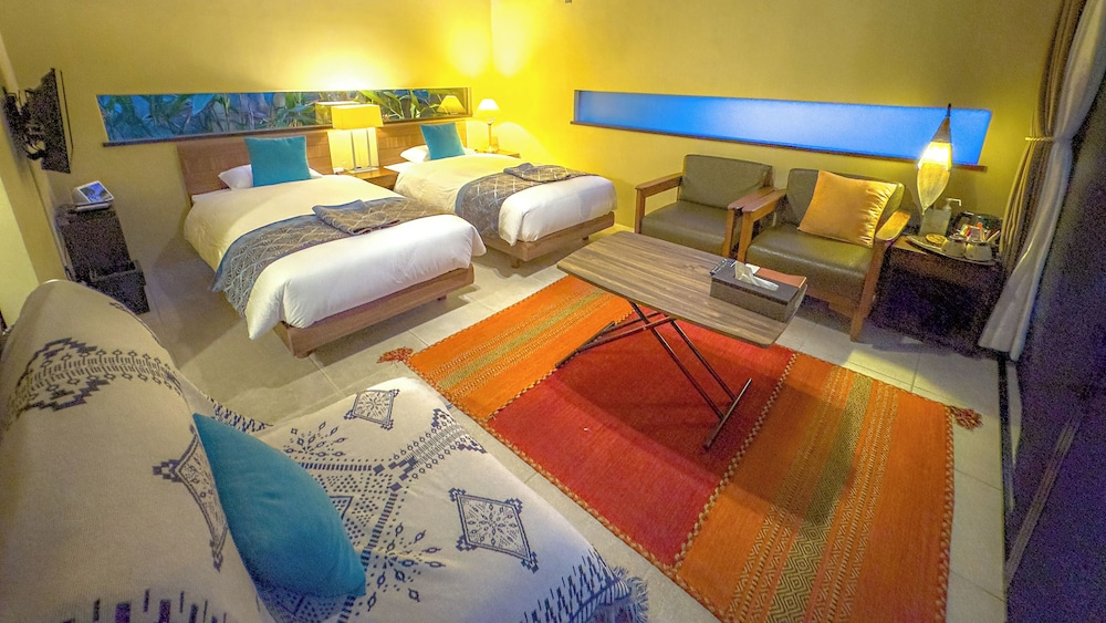 ツインルーム シングルベッド 2 台 バルコニー オーシャンビュー | Kouriisland hotel cava